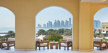 Intercontinental Doha Beach & Spa, An Ihg Hotel