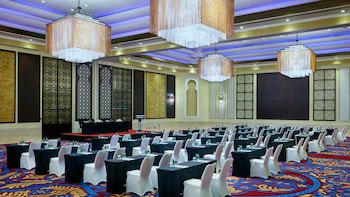 Intercontinental Doha Beach & Spa, An Ihg Hotel