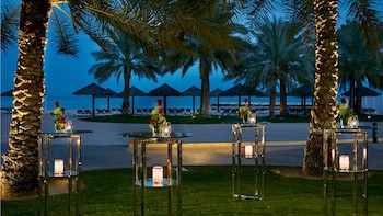 Intercontinental Doha Beach & Spa, An Ihg Hotel