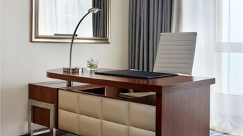 Intercontinental Doha Beach & Spa, An Ihg Hotel