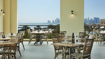 Intercontinental Doha Beach & Spa, An Ihg Hotel