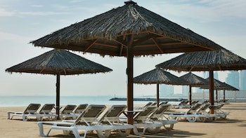 Intercontinental Doha Beach & Spa, An Ihg Hotel