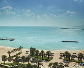 Intercontinental Doha Beach & Spa, An Ihg Hotel