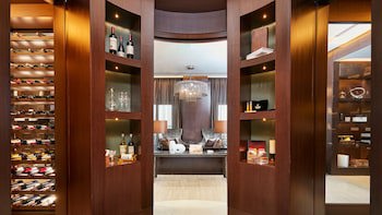 Intercontinental Doha Beach & Spa, An Ihg Hotel