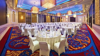 Intercontinental Doha Beach & Spa, An Ihg Hotel