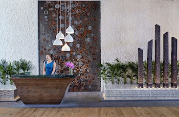 Intercontinental Doha Beach & Spa, An Ihg Hotel