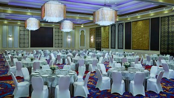 Intercontinental Doha Beach & Spa, An Ihg Hotel