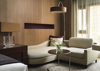 Intercontinental Doha Beach & Spa, An Ihg Hotel