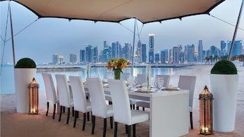 Intercontinental Doha Beach & Spa, An Ihg Hotel