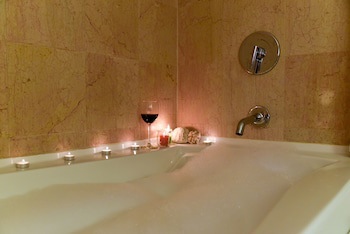 Princess Heights Luxury Boutique Condo Hotel