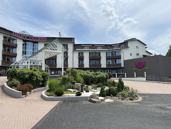 Lotus Therme Hotel & Spa