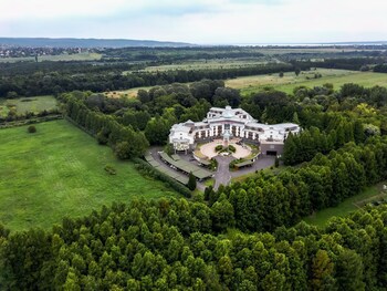 Lotus Therme Hotel & Spa