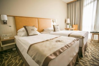 Lotus Therme Hotel & Spa