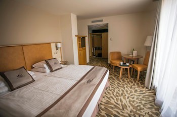 Lotus Therme Hotel & Spa