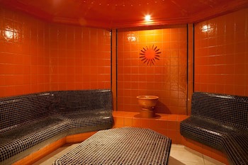 Lotus Therme Hotel & Spa