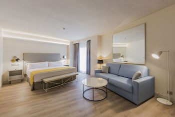 Catalonia Granada Hotel