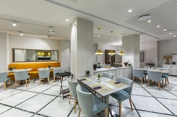 Catalonia Granada Hotel