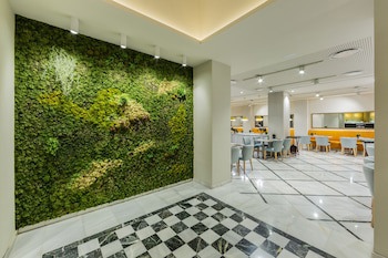 Catalonia Granada Hotel