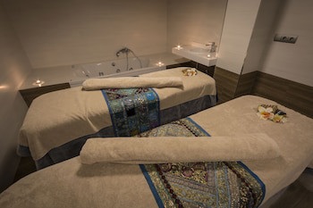 Catalonia Granada Hotel