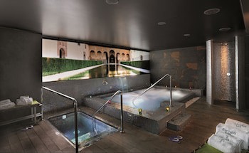 Gran Hotel Luna De Granada