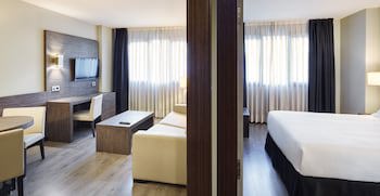Gran Hotel Luna De Granada