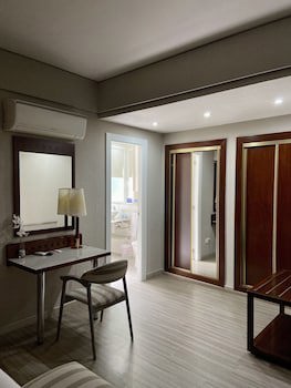 Sweet Hotel Renasa