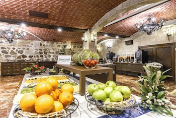 Toledo Imperial (Adults Only)
