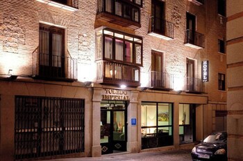 Toledo Imperial (Adults Only)