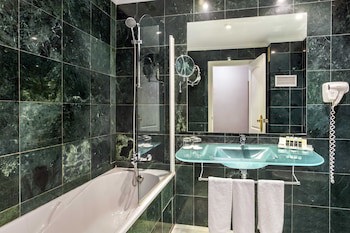 Exe Las Adelfas Hotel