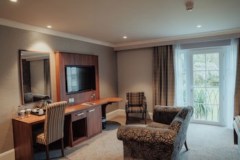 Dunadry Hotel And Gardens