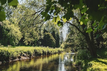 Dunadry Hotel And Gardens