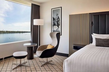 Courtyard by Marriott Hannover Maschsee galeri fotoğrafı