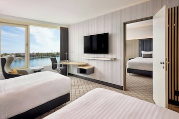 Courtyard by Marriott Hannover Maschsee galeri fotoğrafı