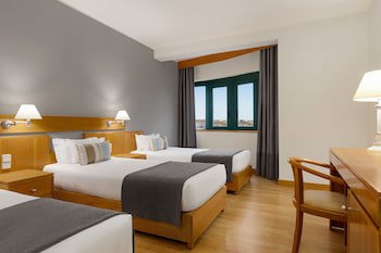 Tryp By Wyndham Montijo Parque Hotel