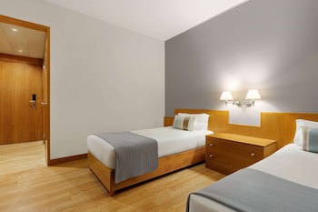 Tryp By Wyndham Montijo Parque Hotel