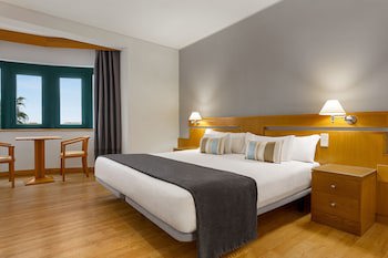 Tryp By Wyndham Montijo Parque Hotel