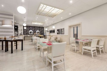 Tryp By Wyndham Montijo Parque Hotel