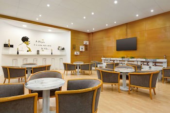 Tryp By Wyndham Montijo Parque Hotel