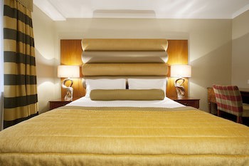 Carlton George Hotel