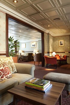 Carlton George Hotel