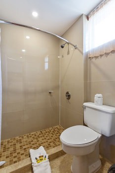 Best Western Plus Belize Biltmore Plaza