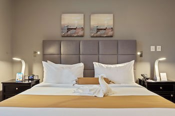 Best Western Plus Belize Biltmore Plaza