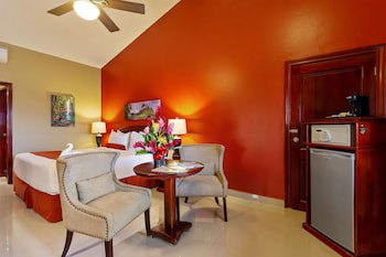 Best Western Plus Belize Biltmore Plaza