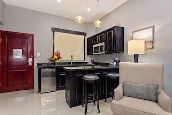 Best Western Plus Belize Biltmore Plaza