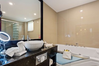 Best Western Plus Belize Biltmore Plaza