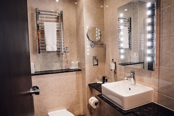 Manor House Hotel & Spa