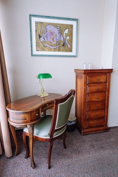 Pannonia Hotel