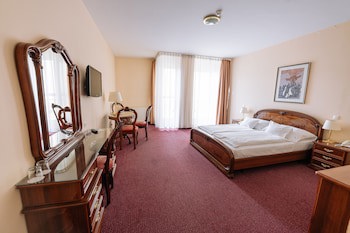 Pannonia Hotel