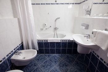 Pannonia Hotel