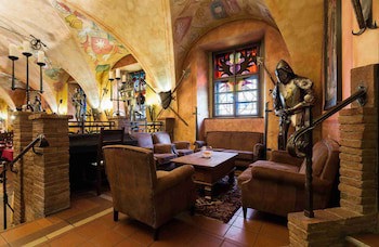 Pytloun Old Armoury Hotel Prague galeri fotoğrafı